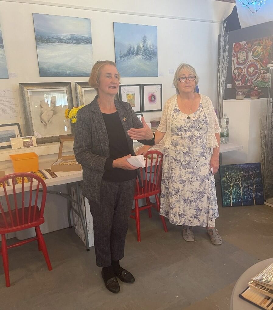 Dorothy Morris and local Member of Parliament Nia Griffith